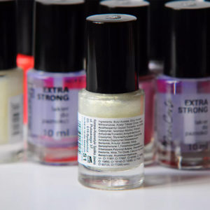 Naklejki samoprzylepne